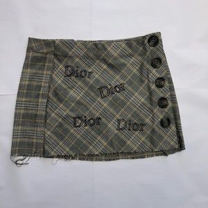 Women’s Dior skirt